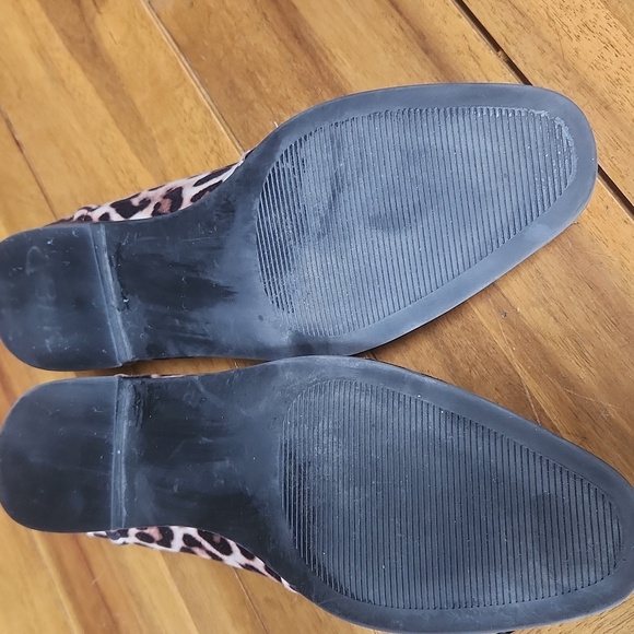 STEVE MADDEN Carrine Leopard Print Loafer, Slip on Size 9M - Picture 4 of 5